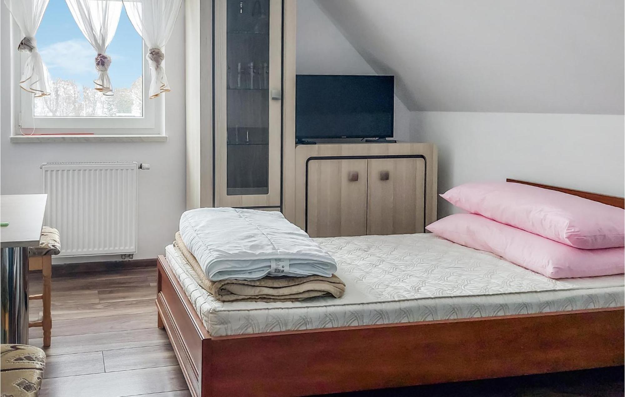 Beautiful Apartment In Moryn With Kitchen Экстерьер фото